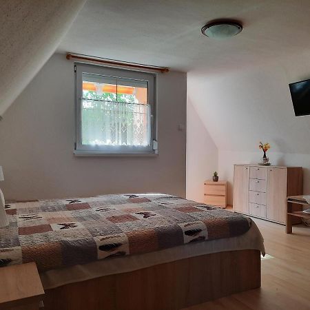 Dora Apartmanhaz Залакарош Экстерьер фото