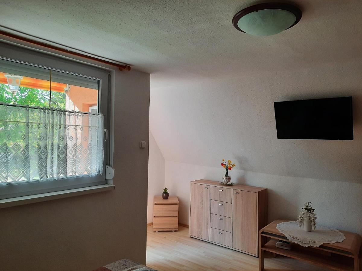 Dora Apartmanhaz Залакарош Экстерьер фото